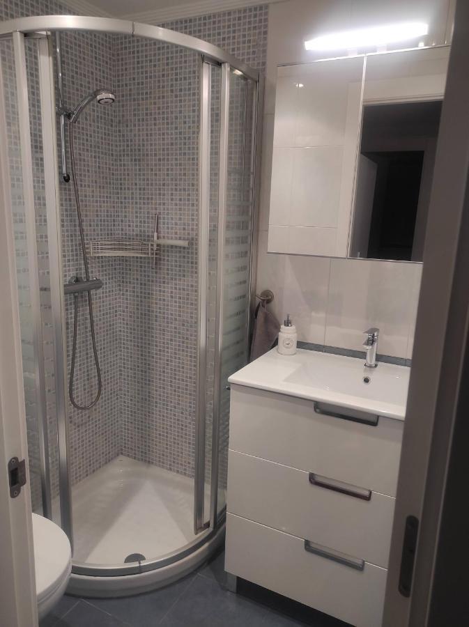 Habitacion Centro Bano Privado Piso Compartido Apartman Oviedo Kültér fotó